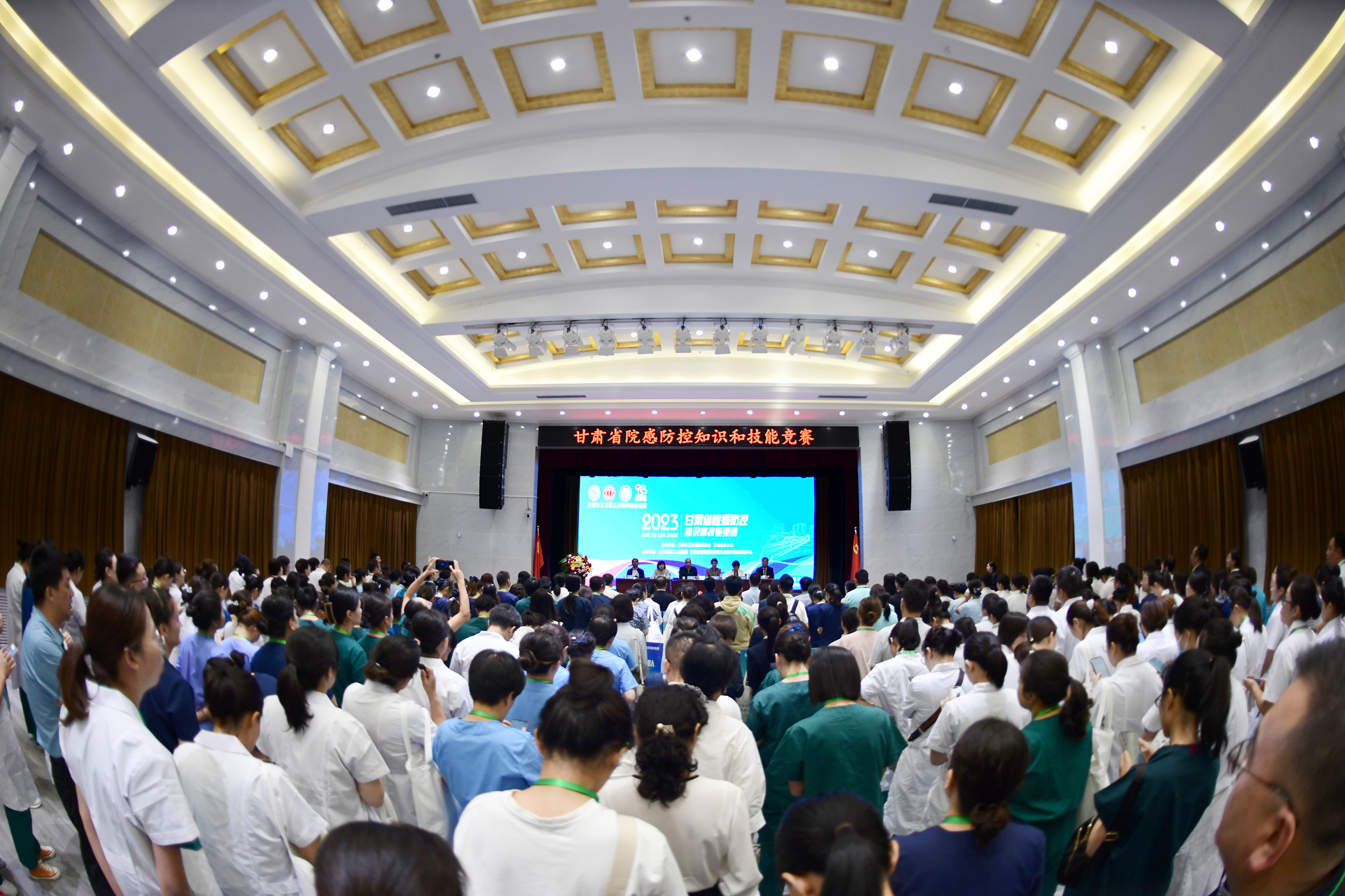 行业ETF风向标丨大健康演绎涨停潮医疗ETF成“狂欢”新赛道