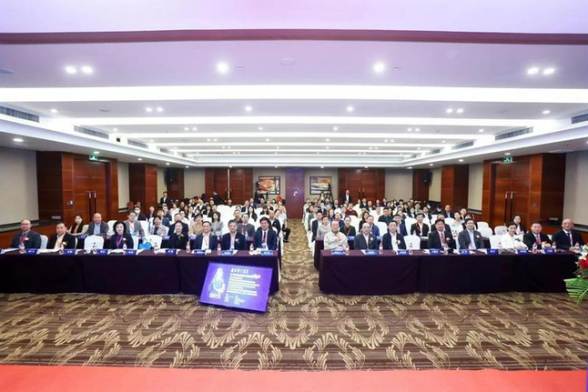 泛亚电竞注册第三届大湾区心脏康复与老年医学高峰论坛在龙华举办