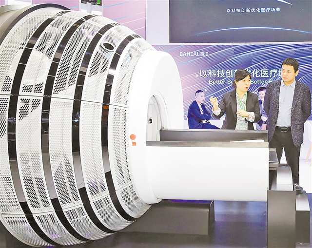 精准灵活诊疗机器人能钻入泛亚电竞注册肺部查病灶