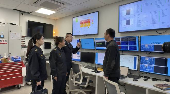 泛亚电竞网址探访山东质子治疗前沿：全链条监管护航“抗癌利器”落地(图3)